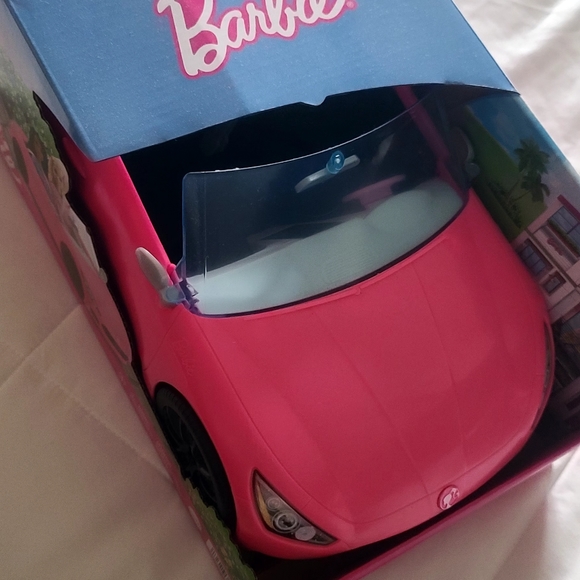 BARBIE CAR CENTERPIECE - Picture 9 of 14